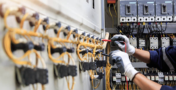 Professional Electrician technician working in Elkhart, IN